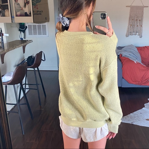 Tourist Sweater - Picture 2 of 5